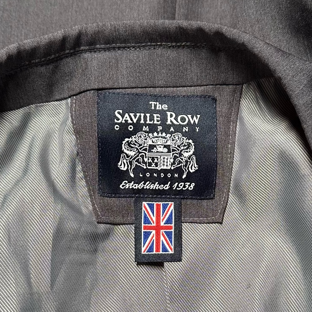 Savile Row Co. Strand Grey Solid Two Button Suit … - image 7